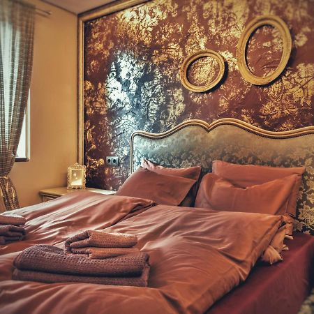 Тhe Bohemian Lodge-Entire House With Sauna Veliko Turnovo Bagian luar foto
