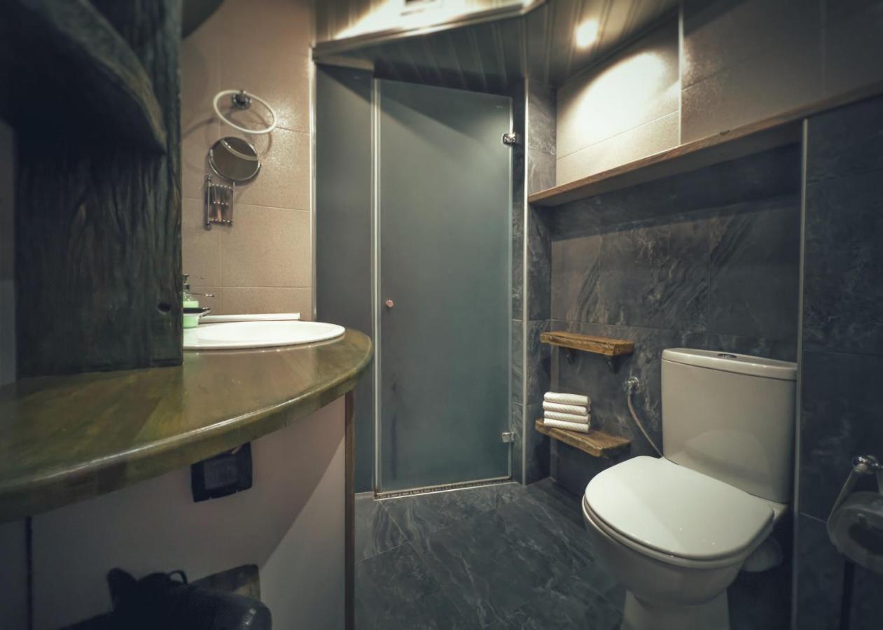 Тhe Bohemian Lodge-Entire House With Sauna Veliko Turnovo Bagian luar foto