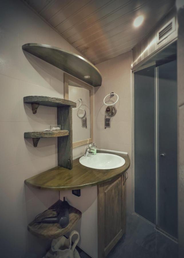 Тhe Bohemian Lodge-Entire House With Sauna Veliko Turnovo Bagian luar foto
