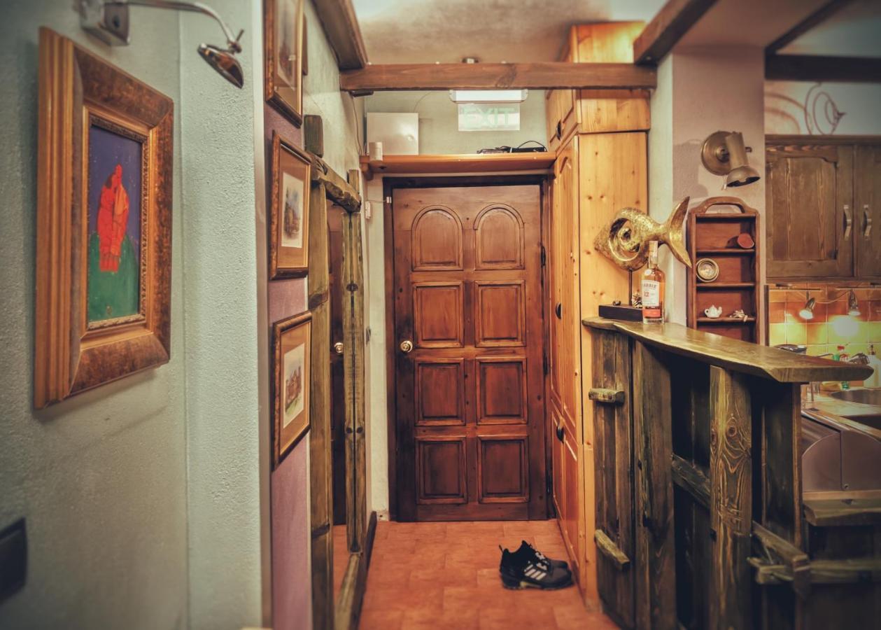 Тhe Bohemian Lodge-Entire House With Sauna Veliko Turnovo Bagian luar foto