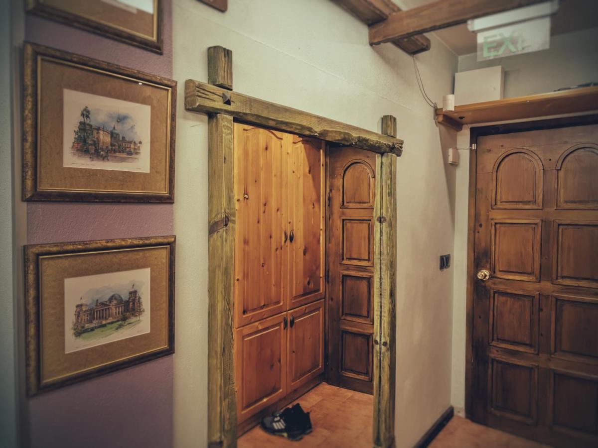 Тhe Bohemian Lodge-Entire House With Sauna Veliko Turnovo Bagian luar foto